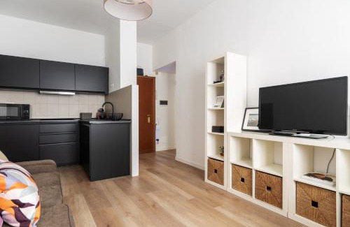 Zona Solari Apartamento | Nuovo Bilocale Moderno nel Cuore di Milano
