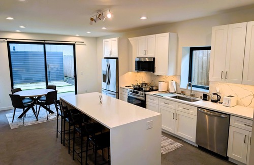West End Casa | Upscale - New Build - Puget Sound View - EV Home#2