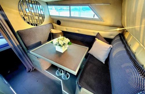 Runnymede Alquiler De Eote | Nut Cracker Suite