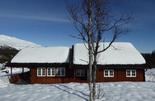 Atra Casa | Ny hytte i flott turterreng