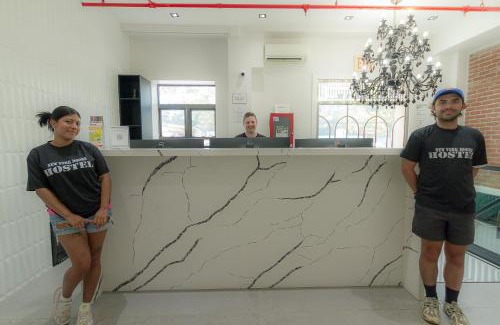 East Williamsburg Hostal | NY Moore Hostel