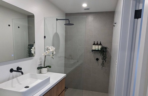 West Perth Casa | NY Style Loft in Heart of Perth