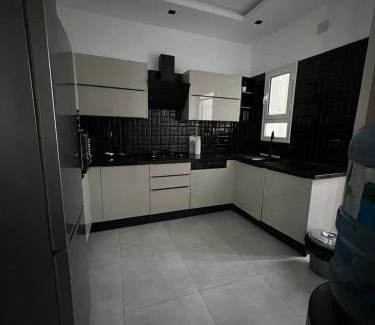 Hergla Apartamento | NYC trifft auf Top Moderne Wohnung in Hergla