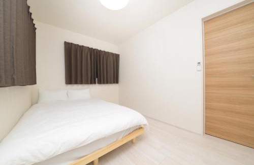 Shinjuku Villa | NYHotel 5 新宿2階建て4室1バスルーム1シャワー2トイレ