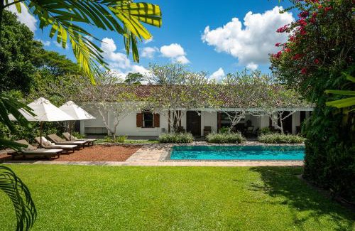 Aturuwella Hotel | Nyne Hotels Rock Villa - Bentota