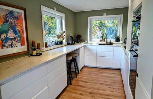 Verran Villa | Nyoppusset hus med utsikt.