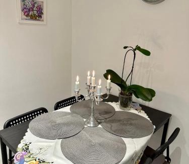 Gavle Apartamento | Nyrenoverat boende i villaområde