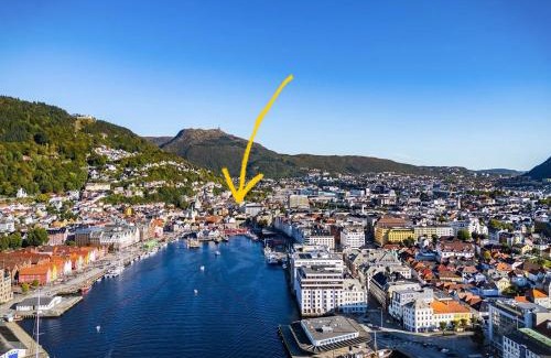 Sentrum Villa | Nyrenovert Bergenshus med 2 leiligheter - rolig smau i hjertet av Bergen