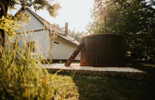 Ruzsa Casa | Nyugalom az erdő közepén Ruzsa