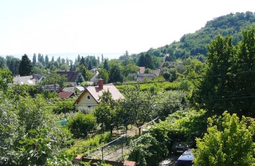 Szigliget Casa | Nyugalom Szigete Vendégház SZIGLIGET