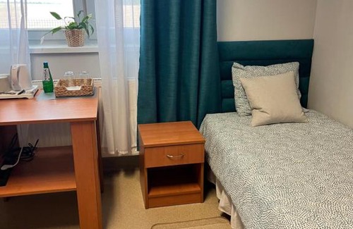 Chojna Hostal | Ośrodek konferencyjno-wypoczynkowy