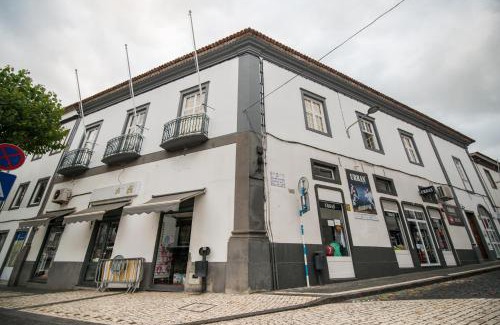 Ponta Delgada Casa | O Ateneu