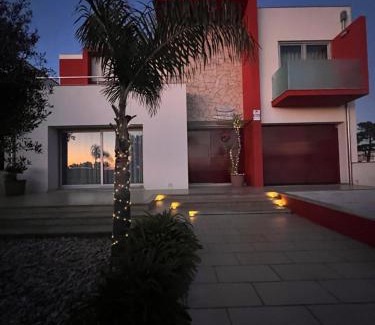 Torreira Casa | O CANTINHO ENTRE A RIA E O MAR - with hot water pool all year round