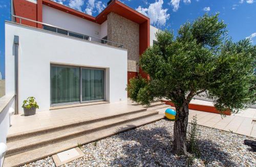 Torreira Casa | O CANTINHO ENTRE A RIA E O MAR - with hot water pool all year round