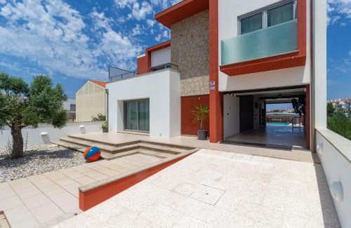 Torreira Casa | O CANTINHO ENTRE A RIA E O MAR - with hot water pool all year round