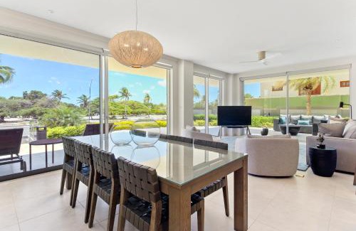Oranjestad-West Apartamento | O Condominium Beachfront Residences, by Bocobay Aruba