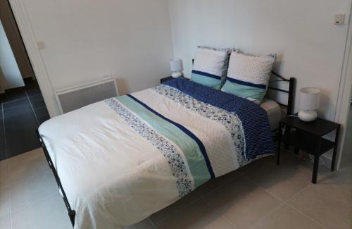 Salins-les-Bains Apartamento | O'Couvent - Appartement 44 m2 - 1 chambre - rdc ext