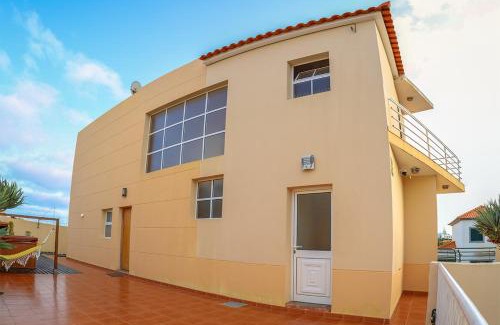 Vila Baleira Casa | O DRAGOEIRO da Madalena!