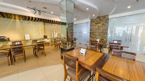 Bacolod Hotel | O Hotel