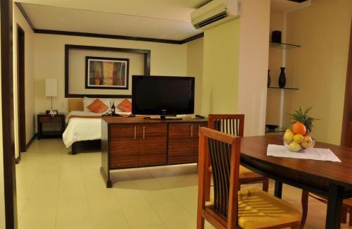 Bacolod Hotel | O Hotel