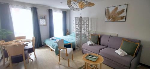 Lourdes Apartamento | O'TINY Suite familiale 4 personnes, gare, centre ville, sanctuaire