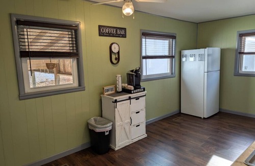 Ottumwa Casa | O Town Quiet Cozy Cottage