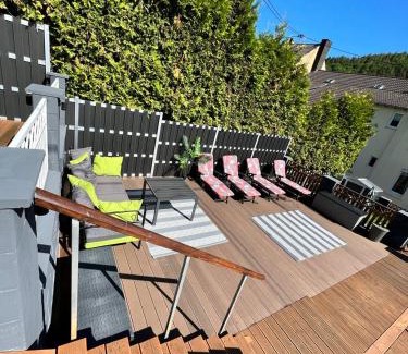 Adenau Casa | O&W Ferienhaus mit Pool nähe Nürburgring, Adenau