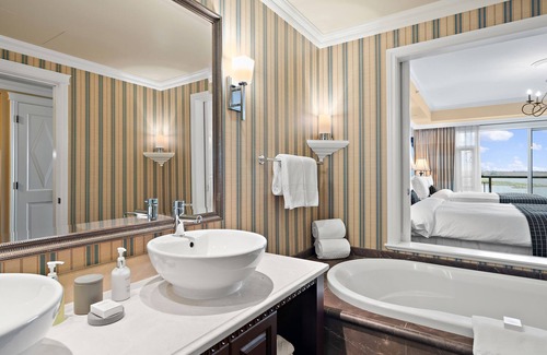 South Oak Bay Complejo | Oak Bay Beach Hotel