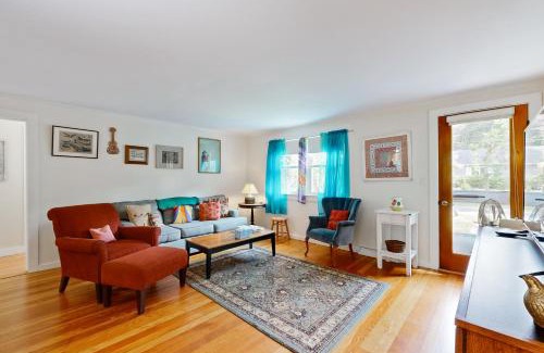 Oak Bluffs Casa | Oak Bluffs Darling