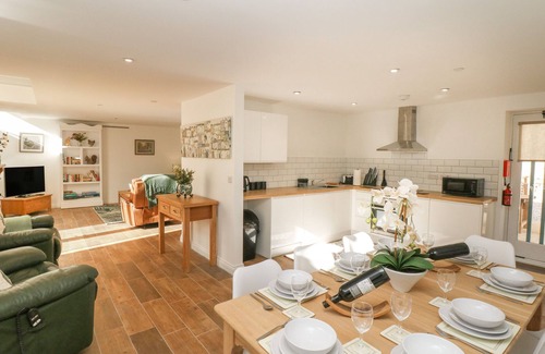 Hoylandswaine Cabaña | Oak Cottage