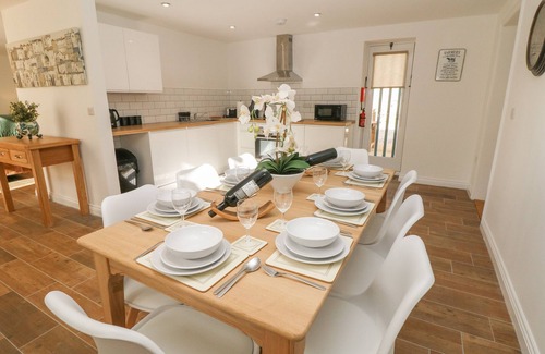Hoylandswaine Cabaña | Oak Cottage