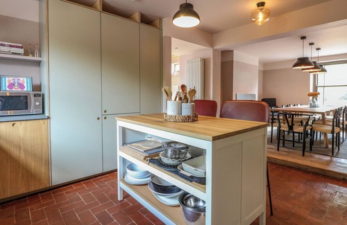 Hopton Cabaña | OAK COTTAGE, pet friendly, character holiday cottage in Blundeston