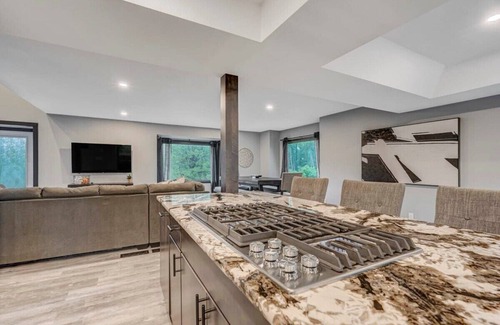 Woodmoor Casa | Oak Hills Clubhouse! Luxury Retreat Near USAFA