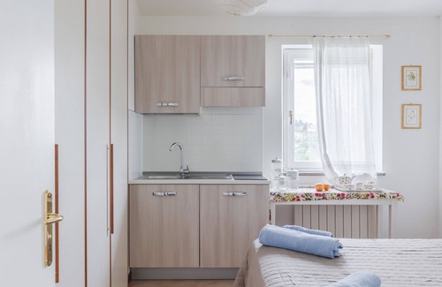 Montelaguardia Apartamento | Vrbo Property