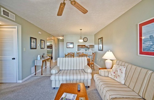 Caswell Beach Condominio | Oak Island Beach Villa 1512 / 1000 Caswell Beach Road - Coastal Vacation Resorts