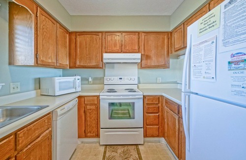 Caswell Beach Condominio | Oak Island Beach Villa 1512 / 1000 Caswell Beach Road - Coastal Vacation Resorts