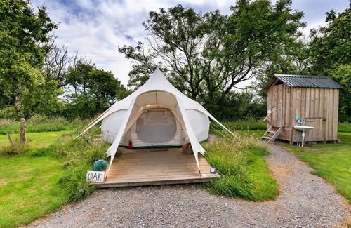 Ilfracombe Chalet De Esquí | Oak Lotus Belle Tent