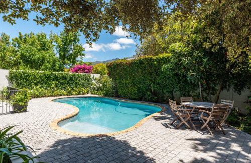 Claremont Casa | Oak Manor