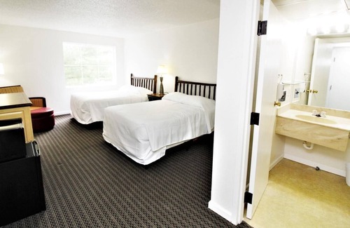 Branson Theater District Hotel | Oak Ridge at Branson