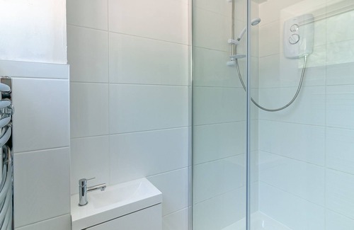 Stevenage Casa | King-Baño compartido-Vista a la Calle-Oak