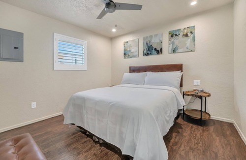 Lawton Apartamento | Oak's Beautiful Contemporary Suite #05