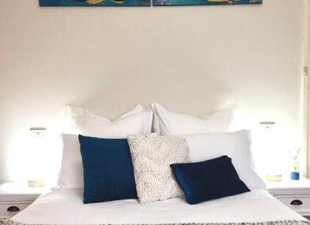 Bell Park Casa | OAK'S BrkFast, WiFi,Fetch,Walk2Pizza,Coffee,Liquor