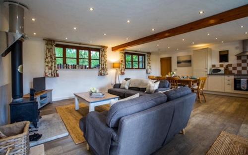 Lydney Casa | Oak Tree Cottage