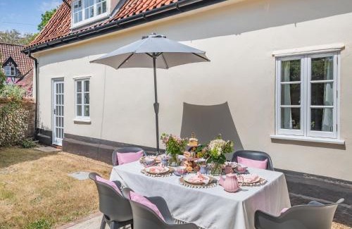 Hethel Casa | Oak Tree Cottage