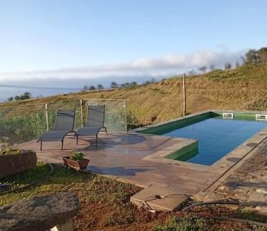 Lombada Velha Casa | Oak Tree House