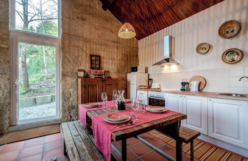 Sao Tiaguinho Cabaña | Oak Tree House - Quinta das Lamas - Vouzela