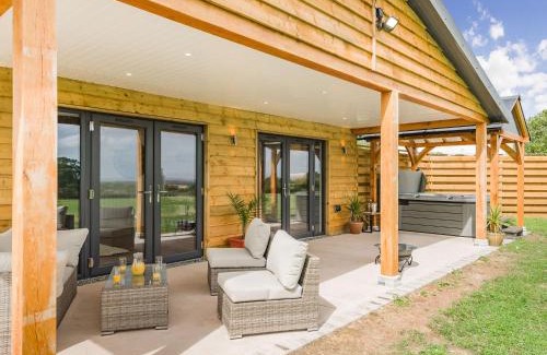 Kington Casa | Oak Tree Lodge - Uk38383