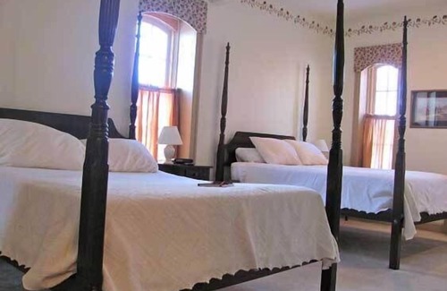Geneseo Cama Y Desayuno | Oak Valley Inn & Suites