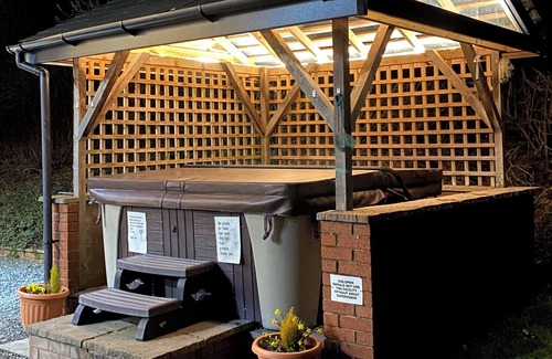 Tirabad Cabaña | Oak View Cottage