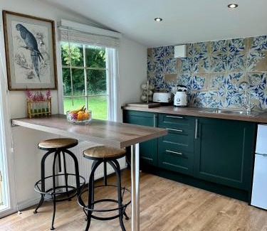 Kirkmichael Cabina | Oak View Lodge: Cosy, Countryside Retreat